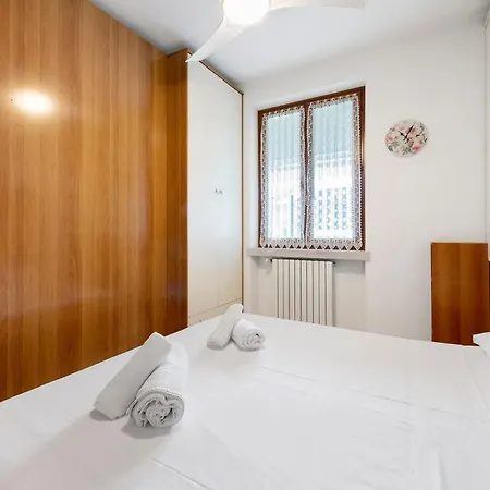 Garda Bloom Apartment