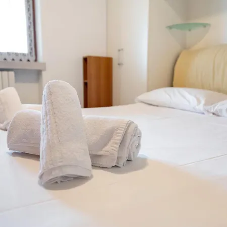 Garda Bloom Apartment